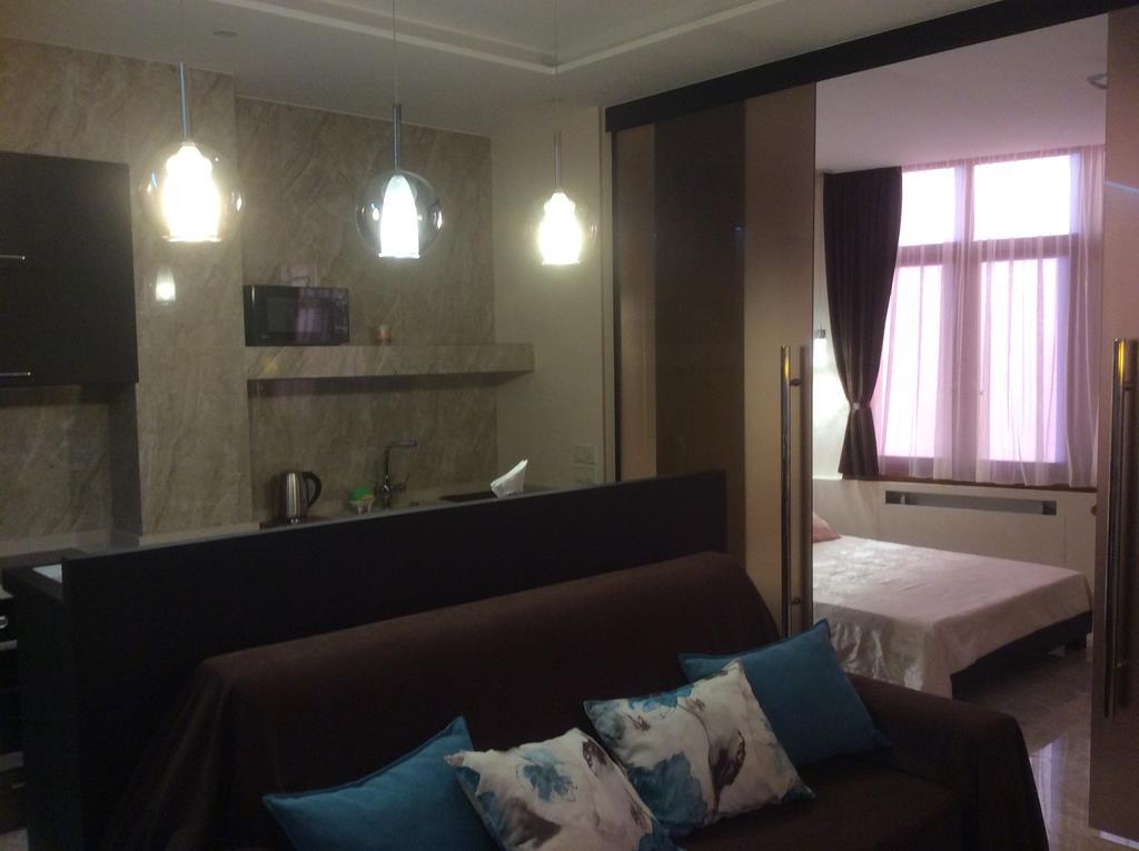 Apartment Luxe Paris Odessa Dış mekan fotoğraf