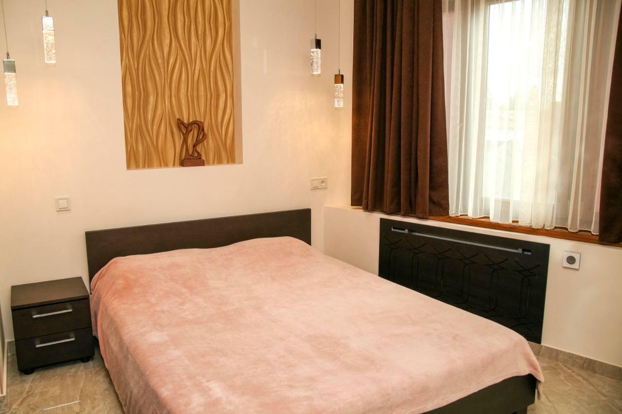 Apartment Luxe Paris Odessa Dış mekan fotoğraf