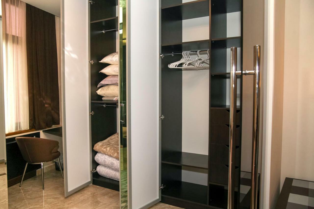Apartment Luxe Paris Odessa Dış mekan fotoğraf