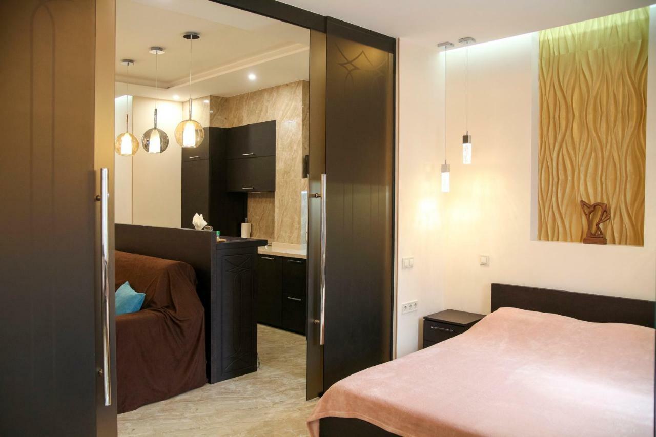 Apartment Luxe Paris Odessa Dış mekan fotoğraf