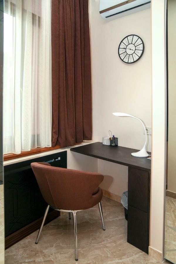 Apartment Luxe Paris Odessa Dış mekan fotoğraf