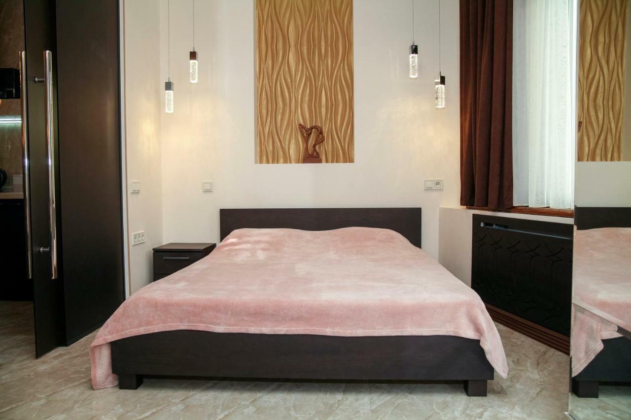 Apartment Luxe Paris Odessa Dış mekan fotoğraf